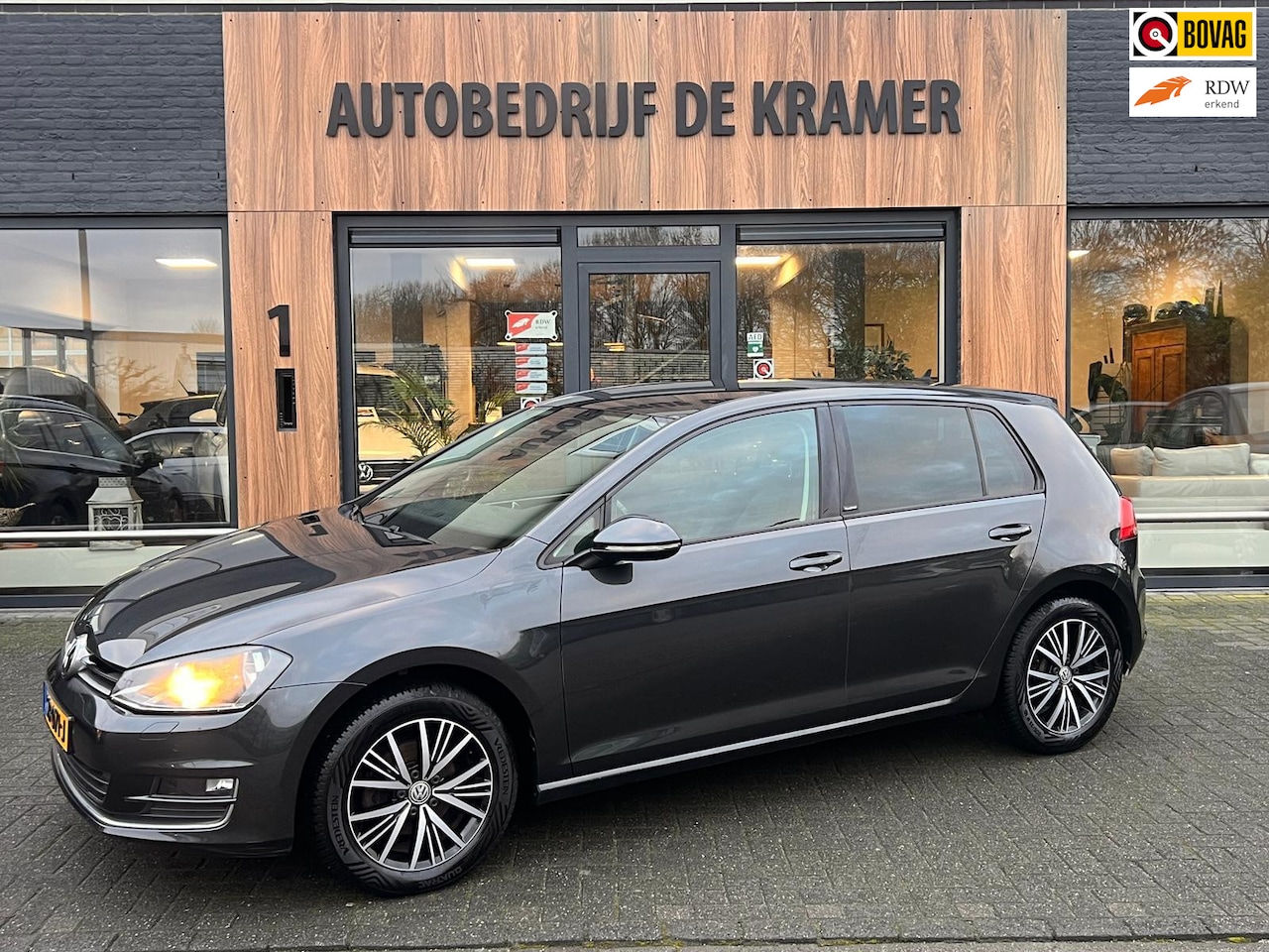Volkswagen Golf - 1.2 TSI Connected Series 1.2 TSI Connected Series - AutoWereld.nl