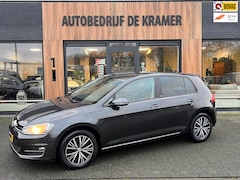 Volkswagen Golf - 1.2 TSI Connected Series