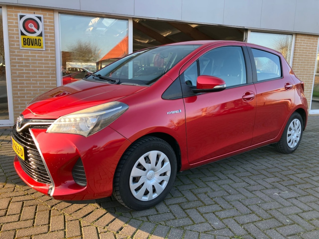 Toyota Yaris - 1.5 Hybrid Aspirat. - AutoWereld.nl