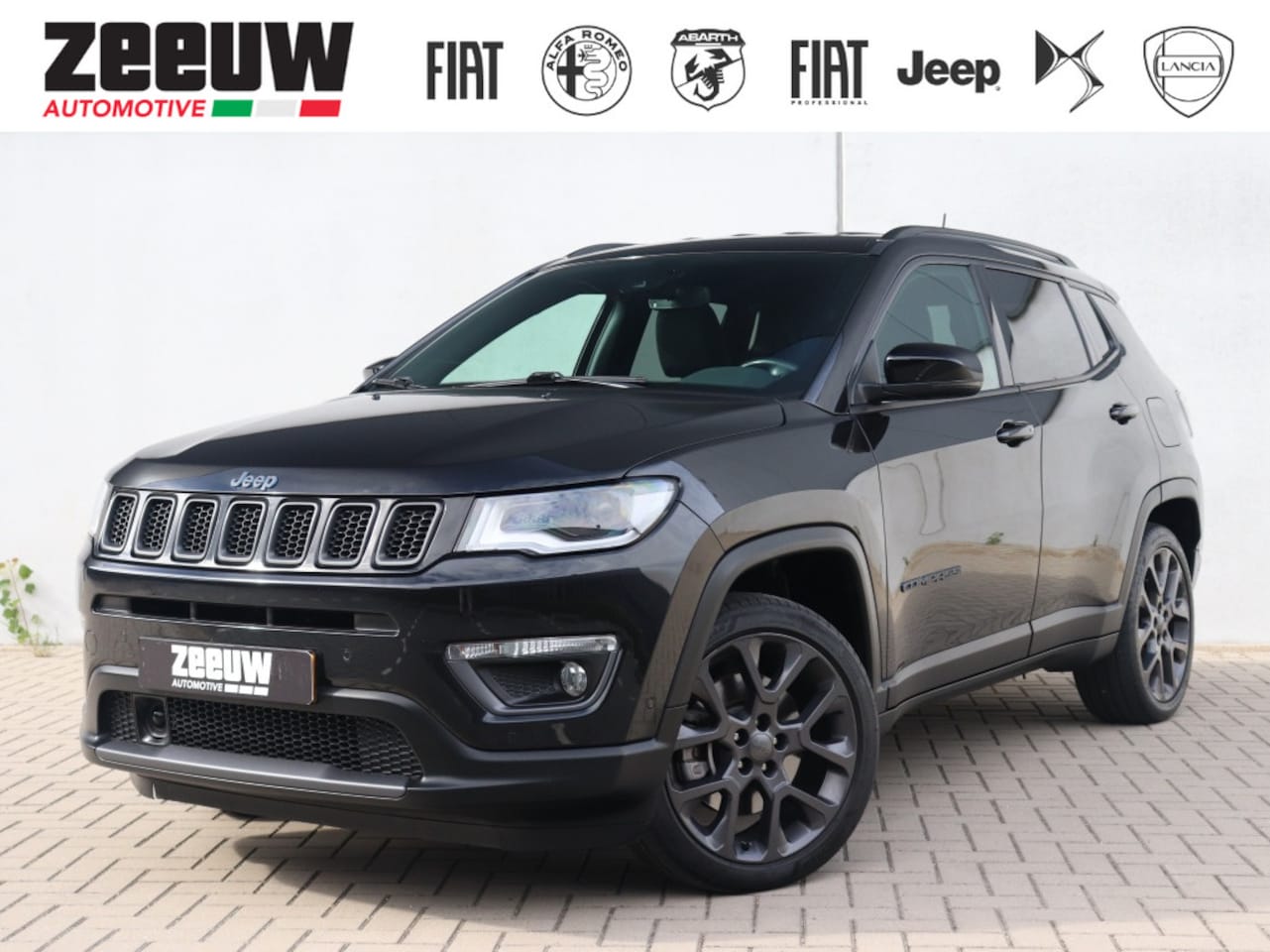 Jeep Compass - 4xe 240 PK Hybrid S | Leder | Navi | Winter | Camera | Trekhaak - AutoWereld.nl