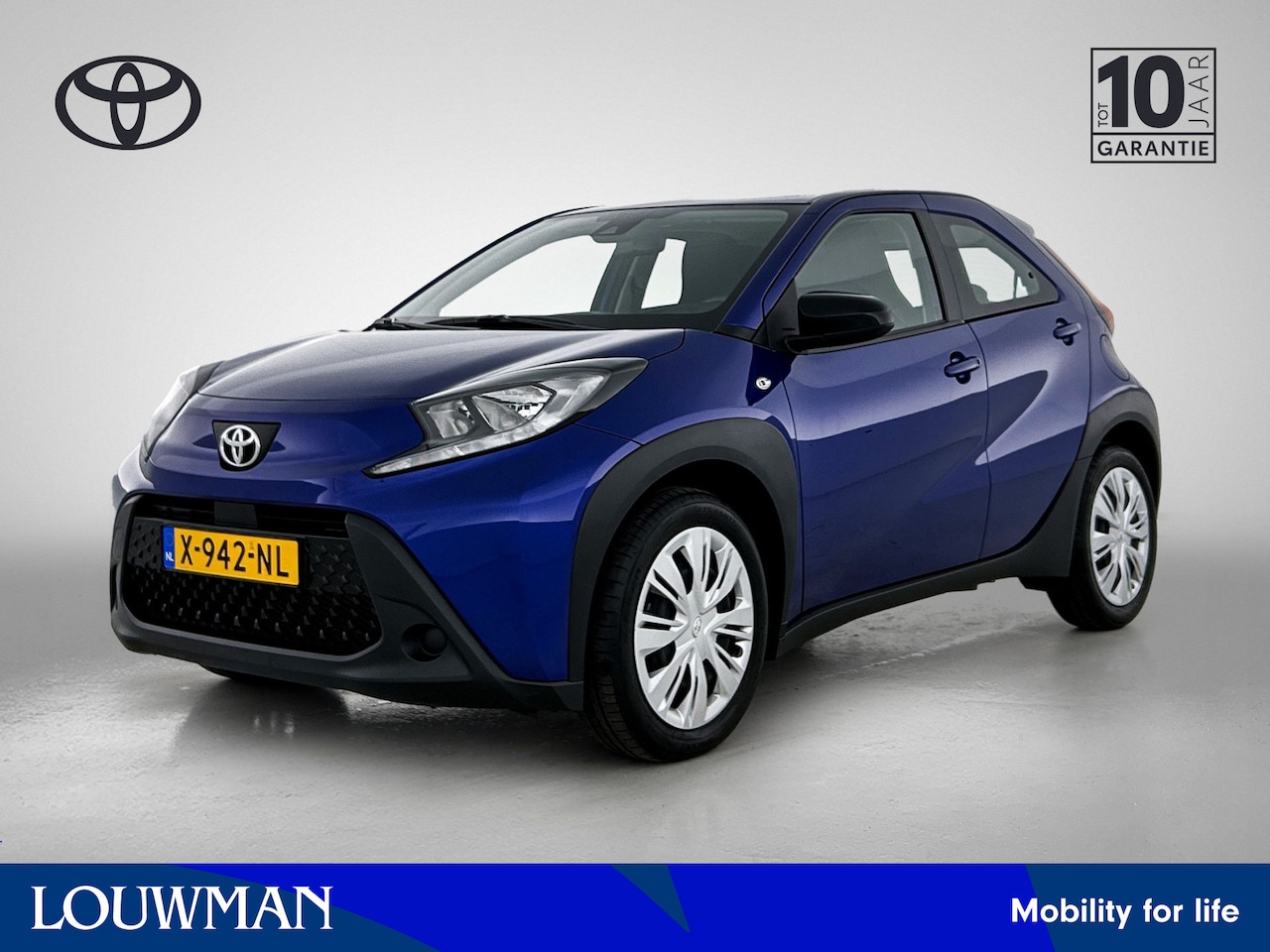 Toyota Aygo X - 1.0 VVT-i MT Play | 1e Eigenaar | NIEUW GELEVERD & ONDERHOUDEN | Apple Carplay / Android A - AutoWereld.nl