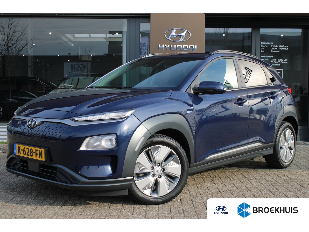 Hyundai Kona Electric - EV Comfort Smart 64 kWh | Achteruitrijcamera | Keyless entry | Keyless start - AutoWereld.nl