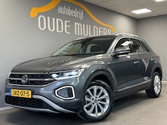 Volkswagen T-Roc - 1.5 IQ Light/Camera/Navi/ACC