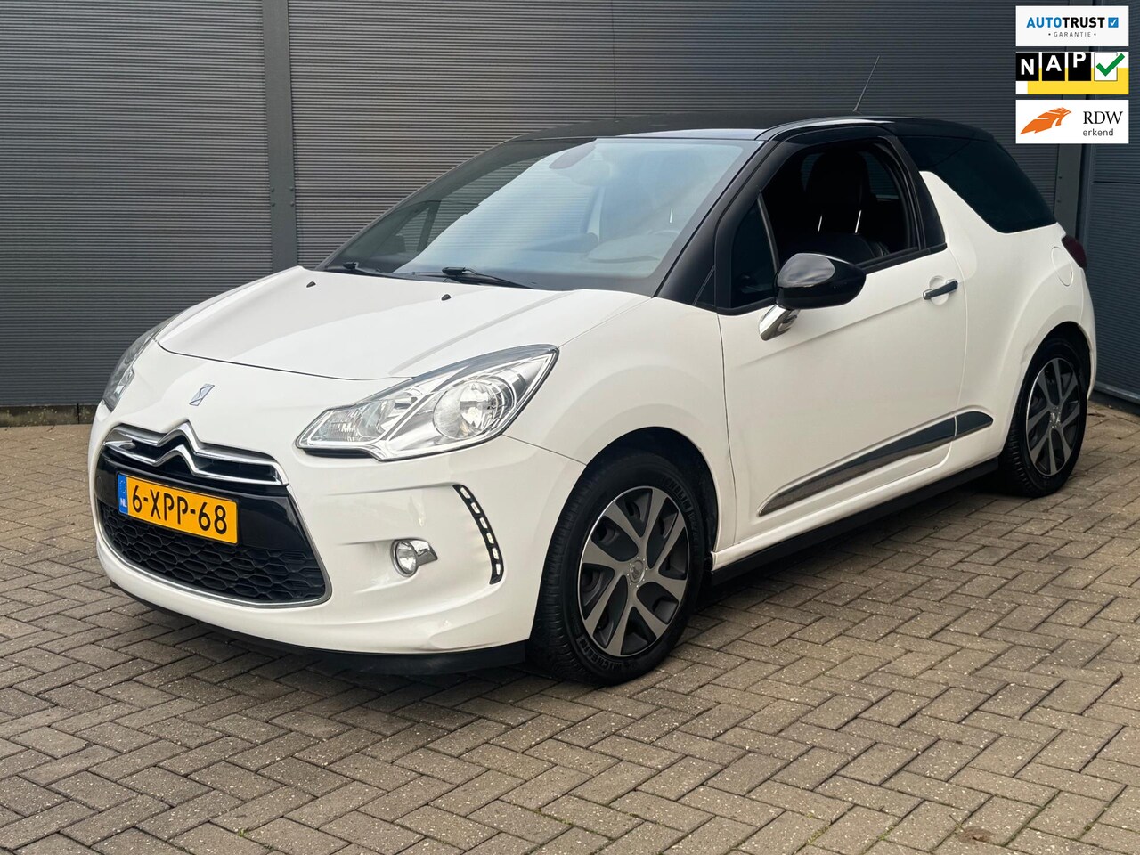 Citroën DS3 - 1.2 VTi So Chic / 88.000 km Nap / Nw riem - AutoWereld.nl