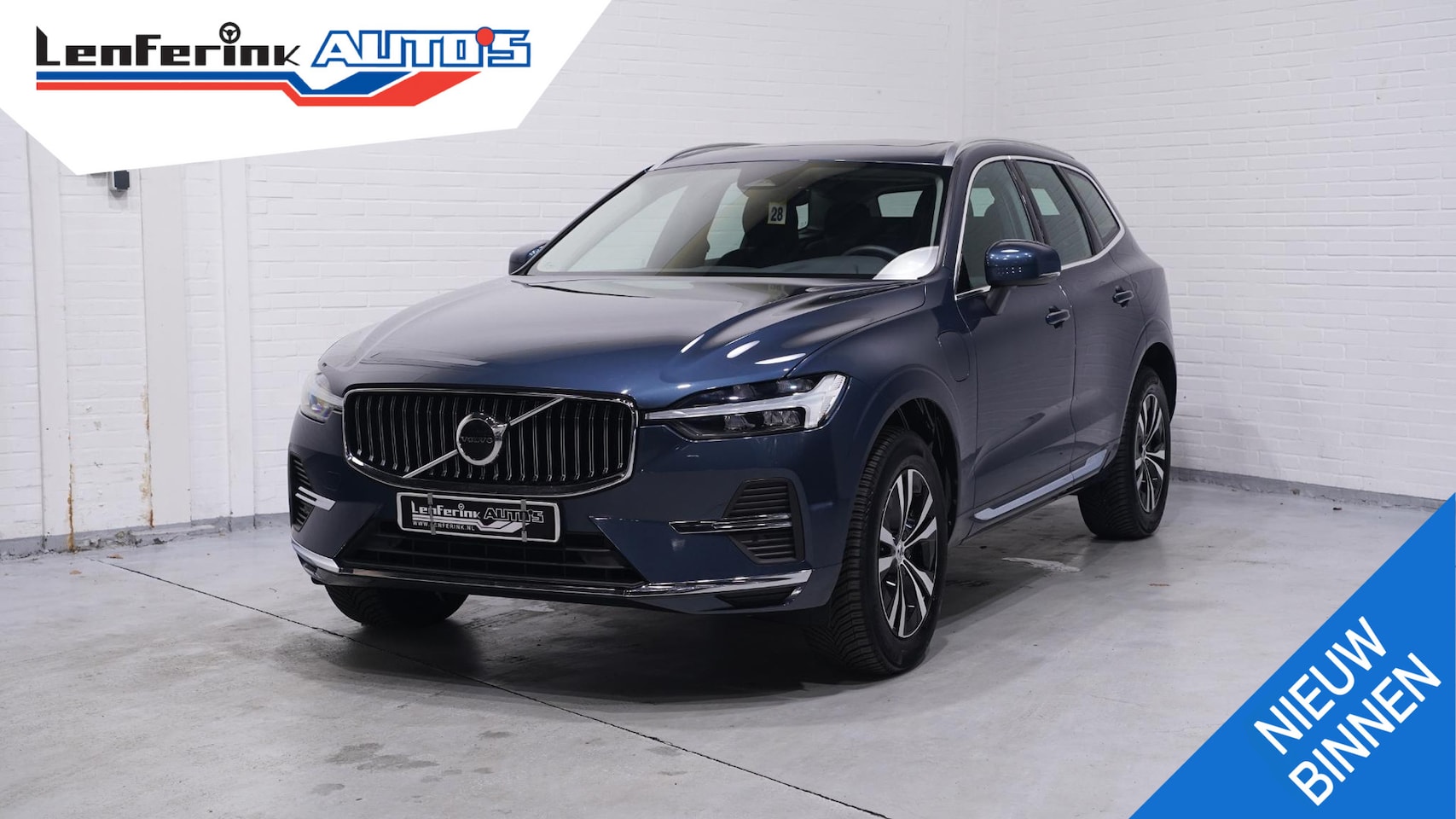 Volvo XC60 - 2.0 T6 Plug-in hybrid AWD Plus Bright 1e eigen NAP 18"lichtmetalen wielen lederen comforts - AutoWereld.nl