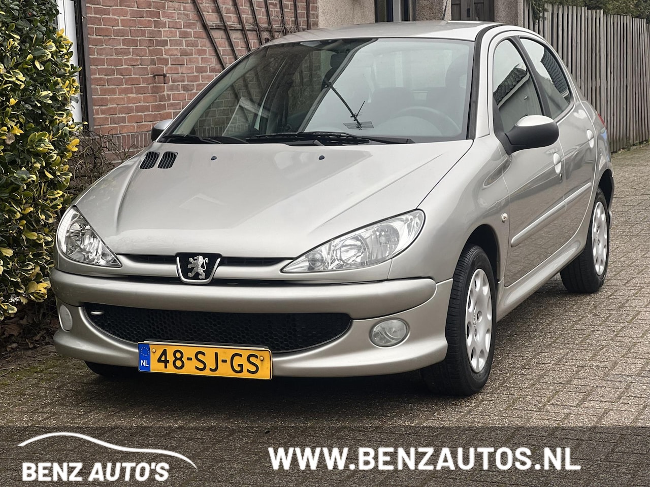 Peugeot 206 - 1.4 Air-line 3 New Staat/1e Eigenaar/Airco - AutoWereld.nl
