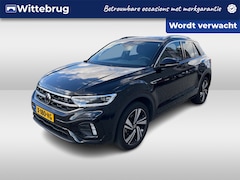Volkswagen T-Roc - 1.5 TSI R-Line Business / Digitaal dashboard / Pano / Camera / Parkeersensoren V+A / Navig