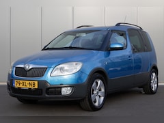 Skoda Roomster - 1.6 | PANO | TREKHAAK | STOELVERWARMING