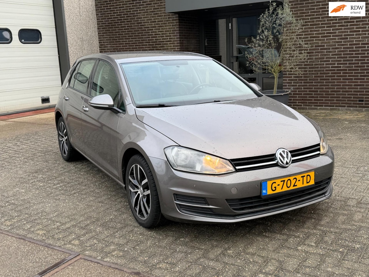 Volkswagen Golf - 1.4 TSI ACT Highline met navigatie en 17" velgen - AutoWereld.nl