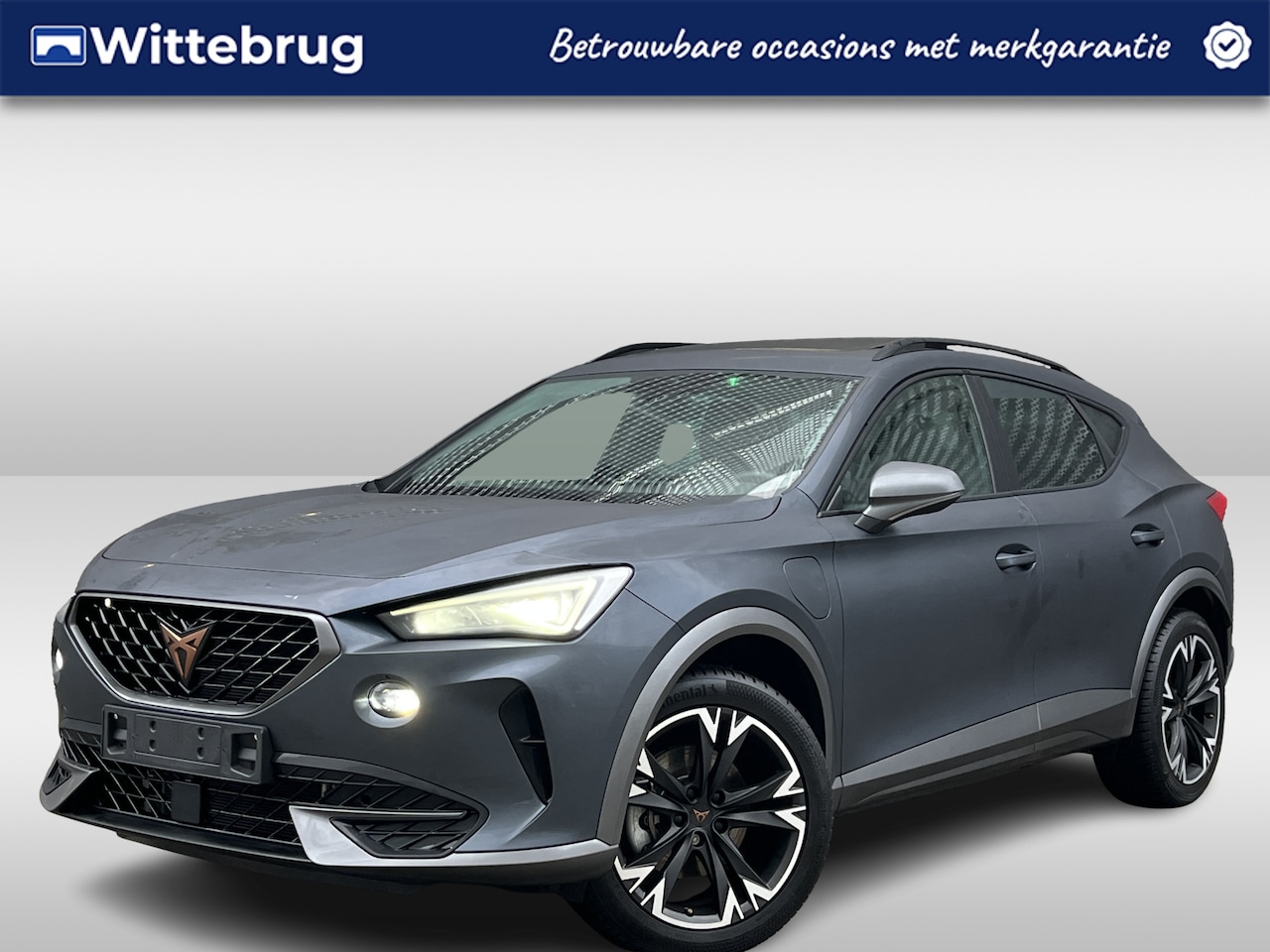 CUPRA Formentor - 1.4 e-Hybrid 204PK Performance / Panoramadak / Achteruitrijcamera / Stuur + Voorruitverwar - AutoWereld.nl