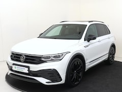 Volkswagen Tiguan - 1.4 TSI eHybrid R-Line Business | Panoramadak | 360 camera | Black style | Adaptieve dempi