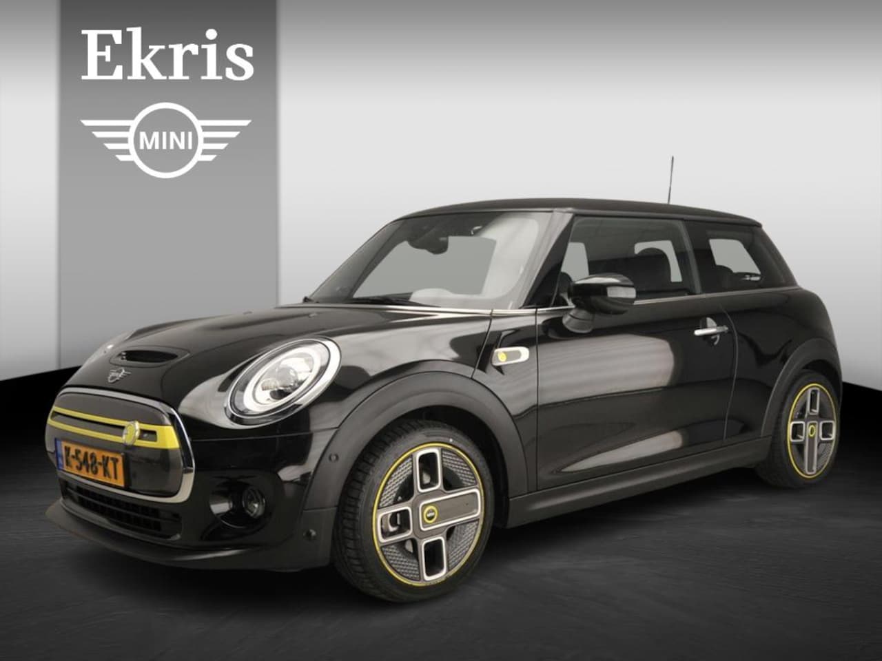 MINI Mini-Electric - 3-deurs Cooper SE Leder / Sportstoelen / Harman-Kardon / Head-up / LED / Camera / Park ass - AutoWereld.nl