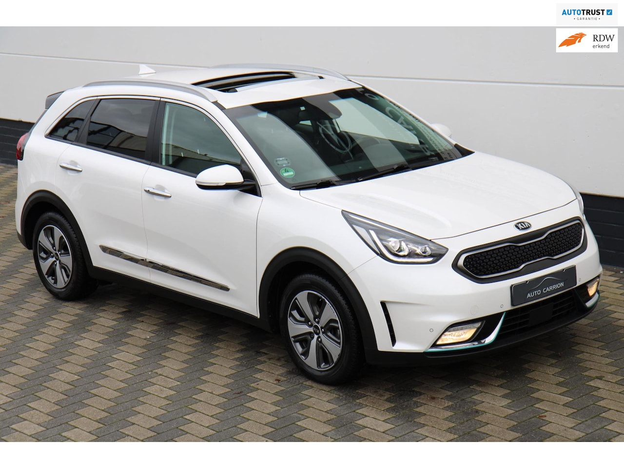 Kia Niro - 1.6 GDi PHEV Style Edition Schuifdak Trekhaak Leer!! - AutoWereld.nl