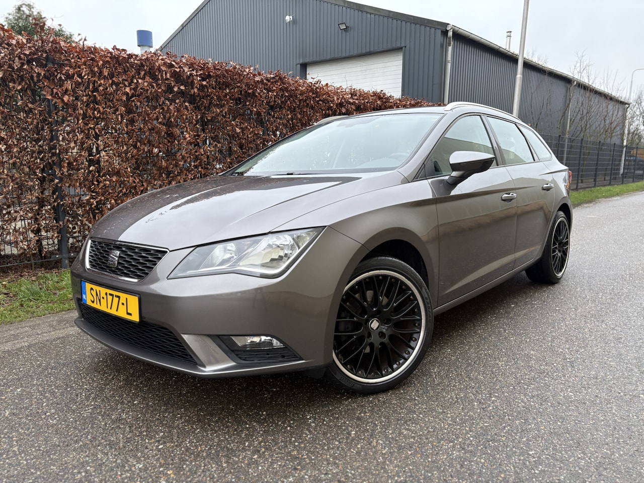 SEAT Leon ST - 1.4 TSI Style / NAVI / AIRCO ECC / CRUISE / 146dkm! - AutoWereld.nl