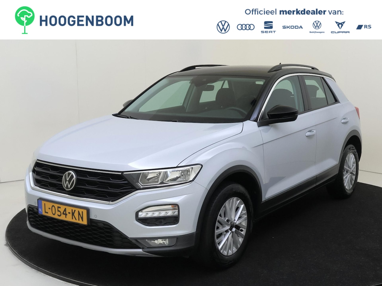 Volkswagen T-Roc - 1.0 TSI Style | Achteruitrijcamera | Navigatie | Adaptieve cruise control | Elektrisch ink - AutoWereld.nl