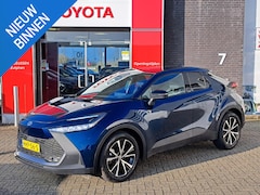Toyota C-HR - 1.8 Hybrid 140 Dynamic BLIND-SPOT DIGITALE TELLERS ELEK. INKLAPBARE SPIEGELS PARKEERSENSOR