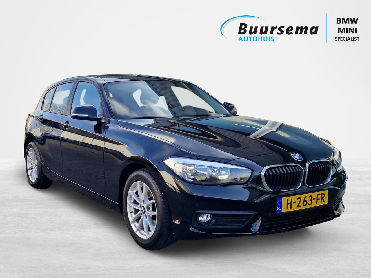 BMW 1-serie - 116i 96500 KM | PDC | Cruise Control | Navigatie | Bluetooth Tel | - AutoWereld.nl