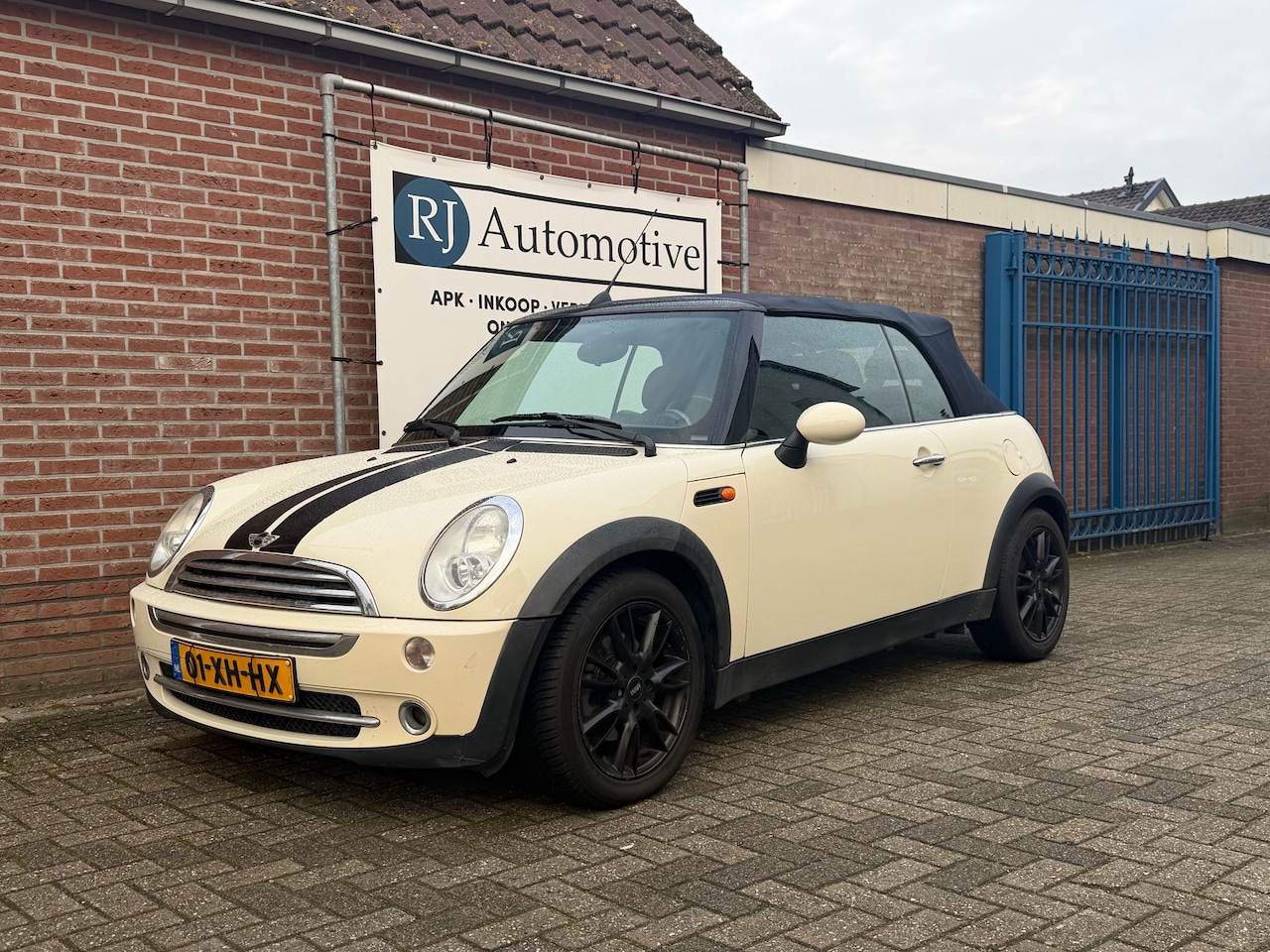 MINI Cabrio - COOPER 1.6 Cooper Pepper CABRIO/NAP - AutoWereld.nl