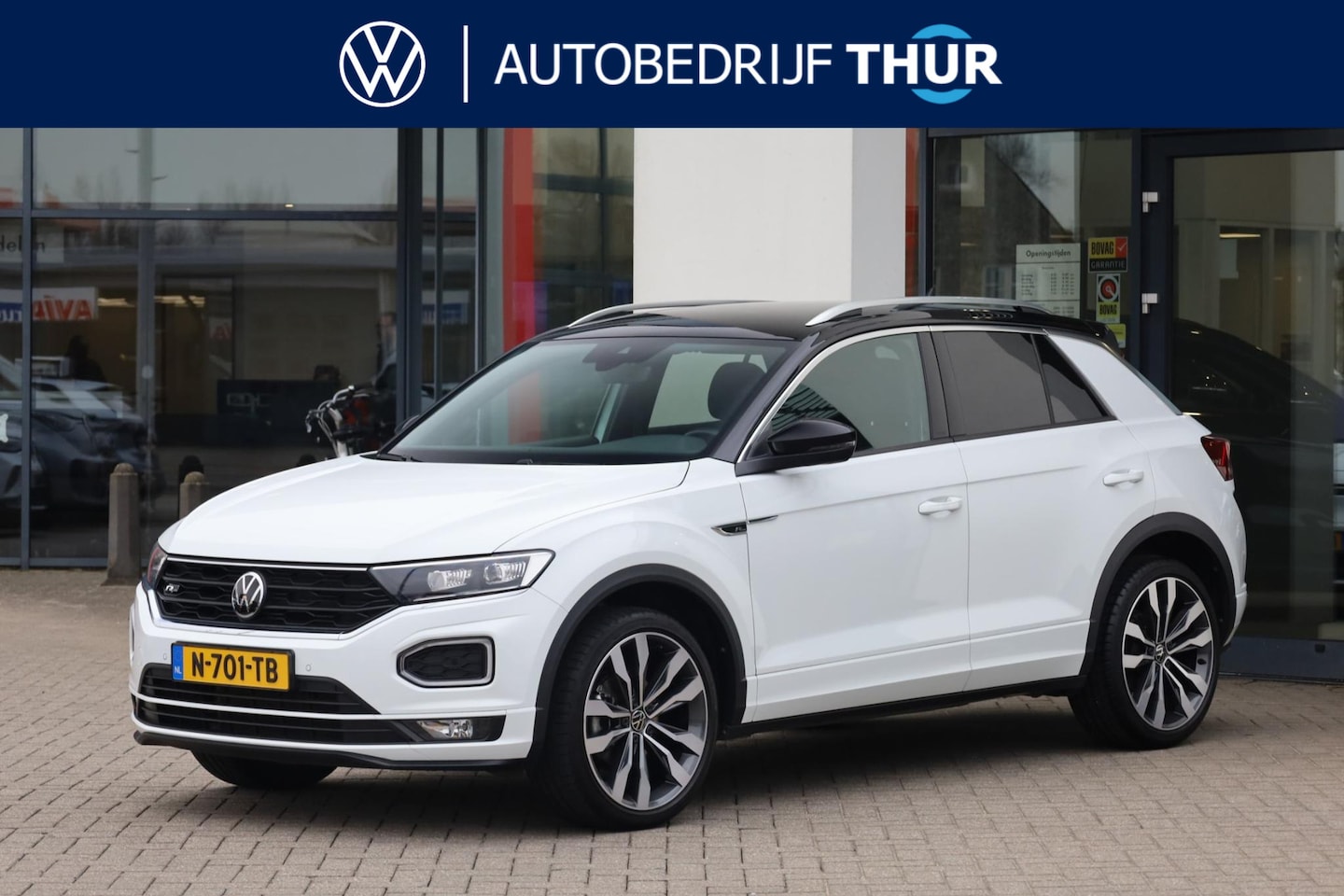 Volkswagen T-Roc - 1.5 TSI Sport Business R 110KW/150PK DSG, NL auto nieuw door ons geleverd, navigatie, park - AutoWereld.nl