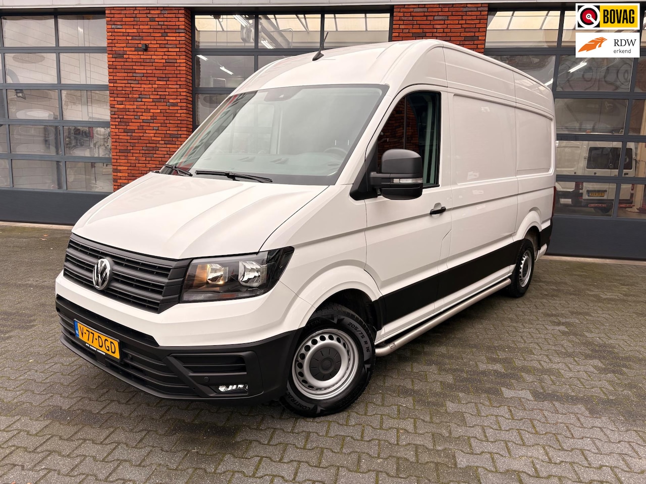 Volkswagen Crafter - 30 2.0 TDI 140PK DSG L3H3 Comfortline |Camera|Apple Carplay|Verwarmde voorruit - AutoWereld.nl