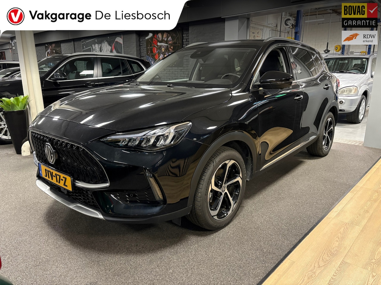 MG EHS - 1.5 TGDI Luxury PHEV facelift / automaat / 360camera / Leder/ carplay / Panorama-dak - AutoWereld.nl
