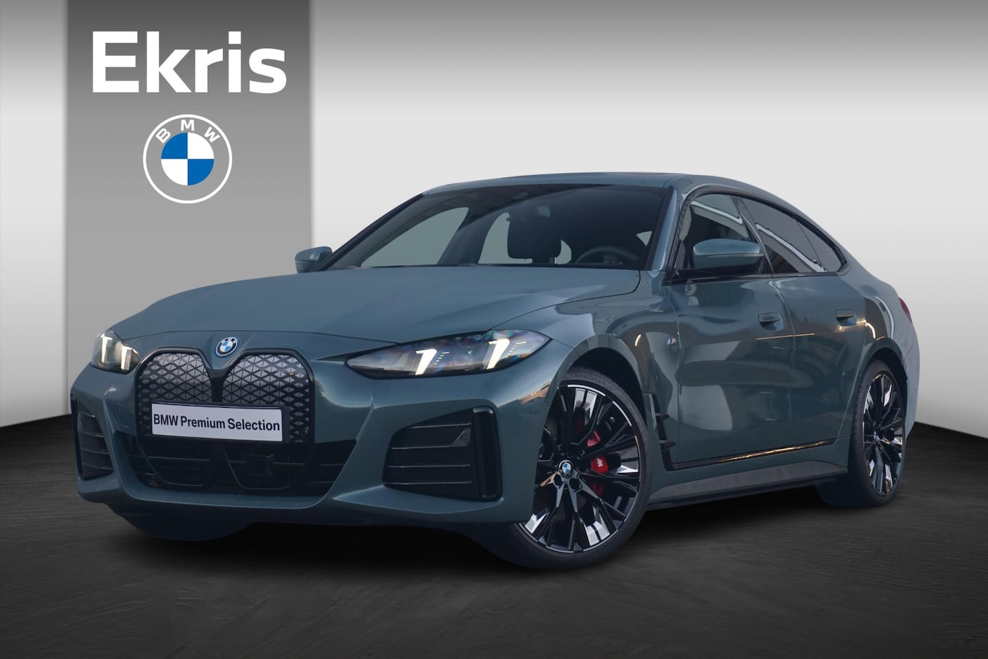 BMW i4 - eDrive35 M Sportpakket Pro 20'' / Schuif-/kanteldak / Active Cruise Control / Stuurwielran - AutoWereld.nl