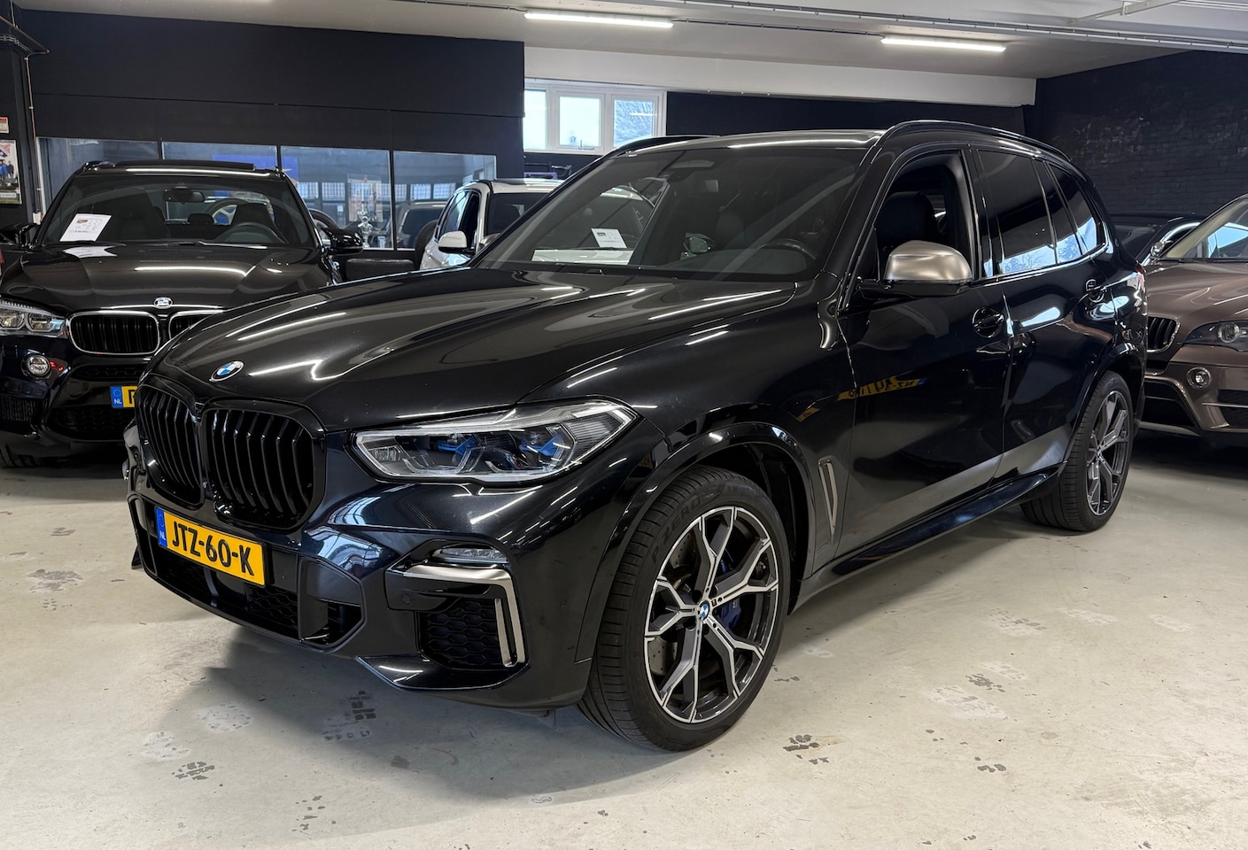 BMW X5 - M50d High Executive - meer foto's volgen - AutoWereld.nl