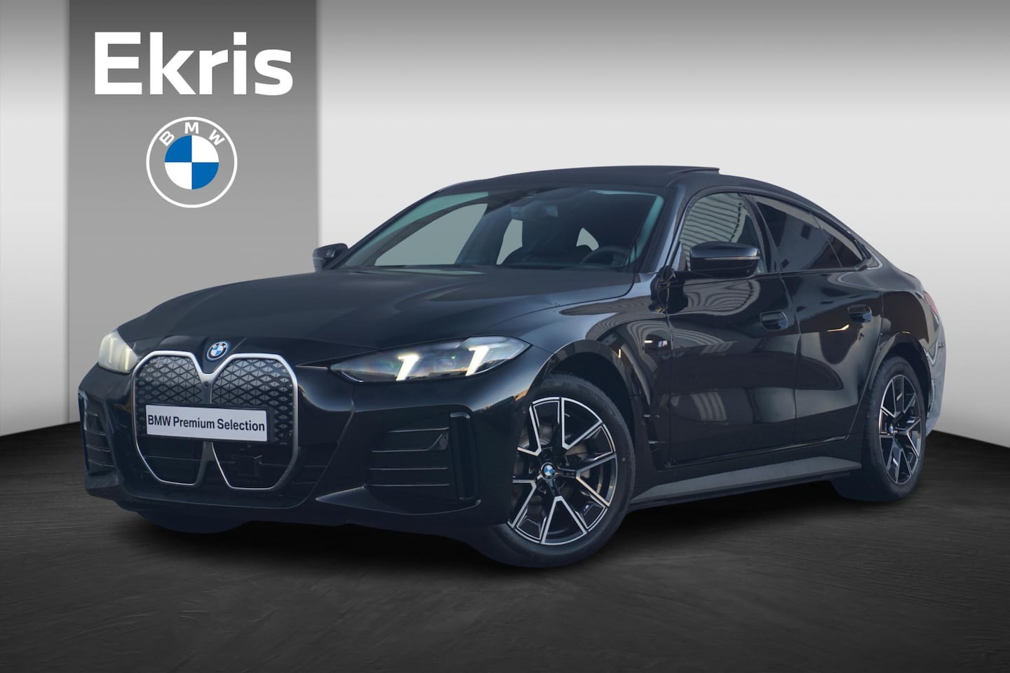 BMW i4 - eDrive40 M Sportpakket 18'' / Head-Up Display / Parking Assistant Plus / Schuif-/kanteldak - AutoWereld.nl