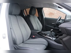 Peugeot 208 - 1.2 PureTech 100pk Allure | App Connect | Climate | Cruise | PDC