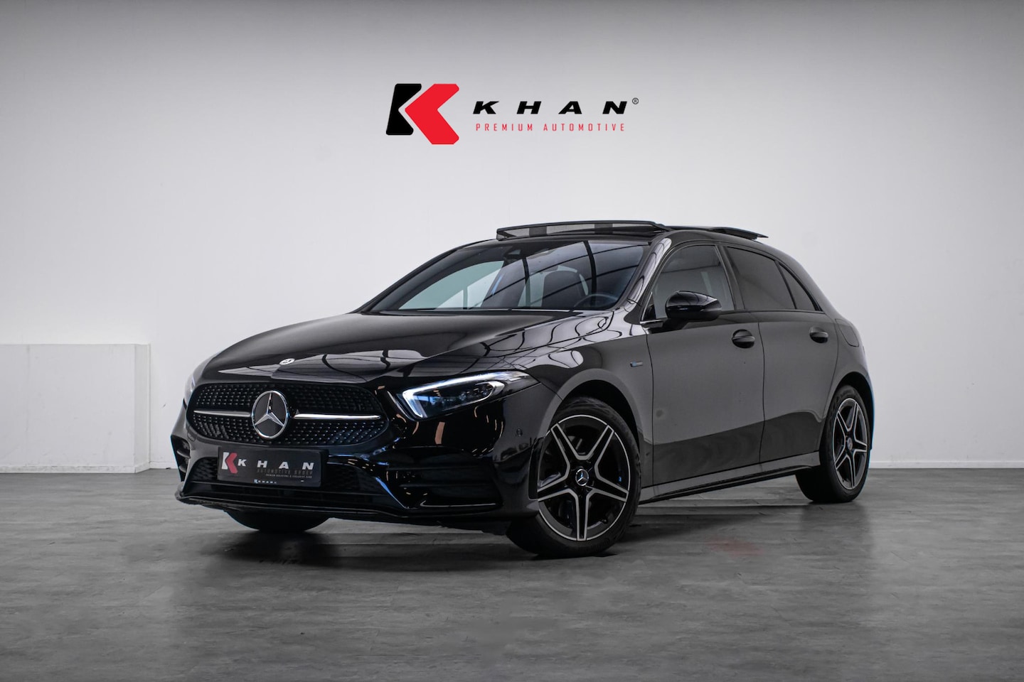 Mercedes-Benz A-klasse - 250 e AMG Line |Pano|Ambient|Trekhaak| - AutoWereld.nl