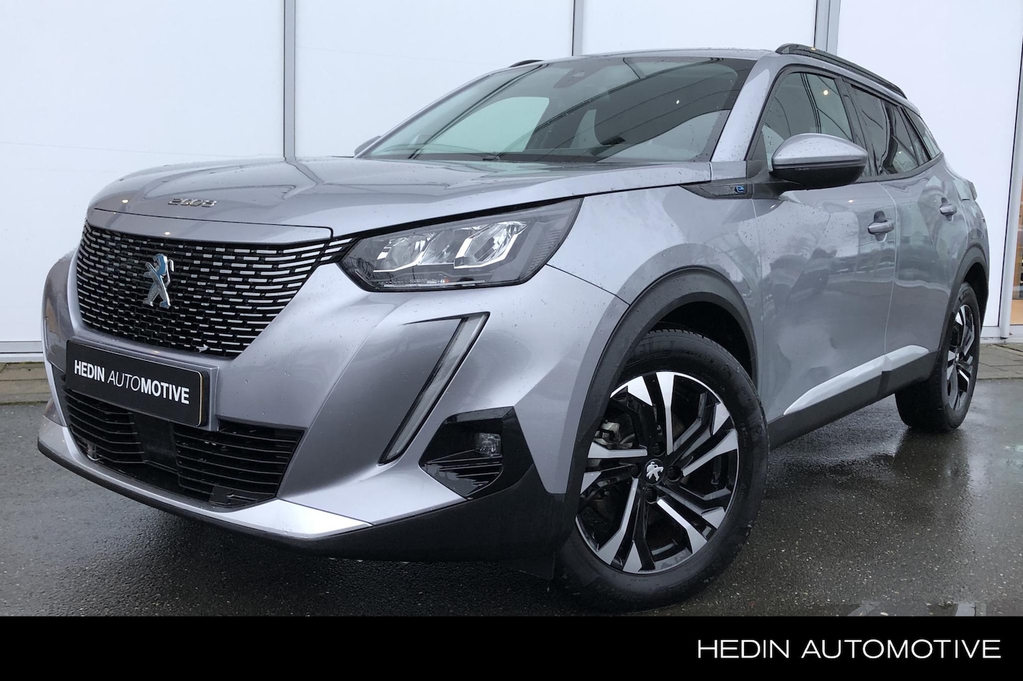 Peugeot e-2008 - EV Blue Lease Allure 50 kWh Navigatie | Achteruitrijcamera | Climate Control | 17"LM-Velge - AutoWereld.nl