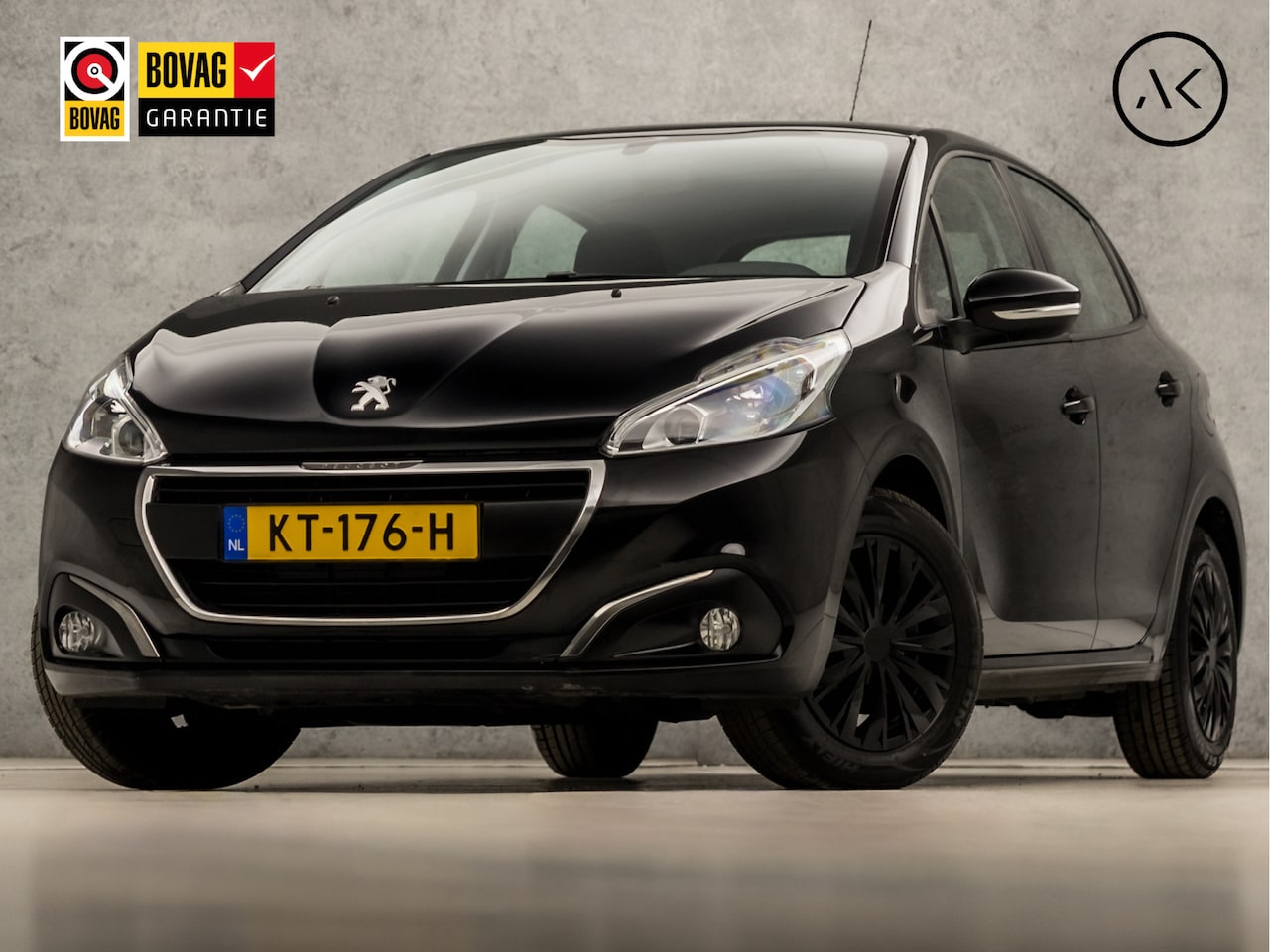 Peugeot 208 - 1.2 PureTech Sport (APPLE CARPLAY, NAVIGATIE, CRUISE, SPORTSTOELEN, PARKEERSENSOREN, NIEUW - AutoWereld.nl