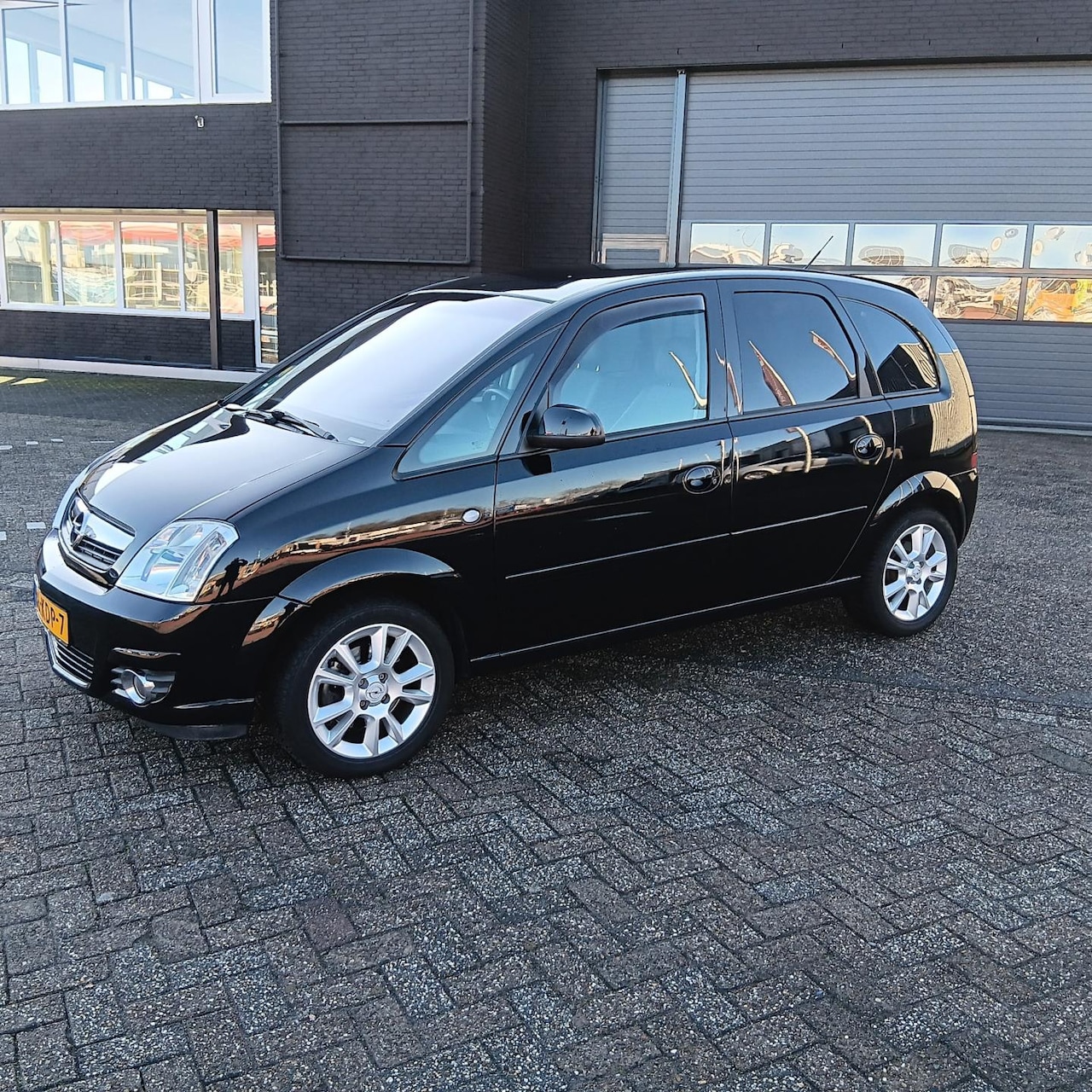 Opel Meriva - 1.6-16V Cosmo 1.6-16V Cosmo - AutoWereld.nl
