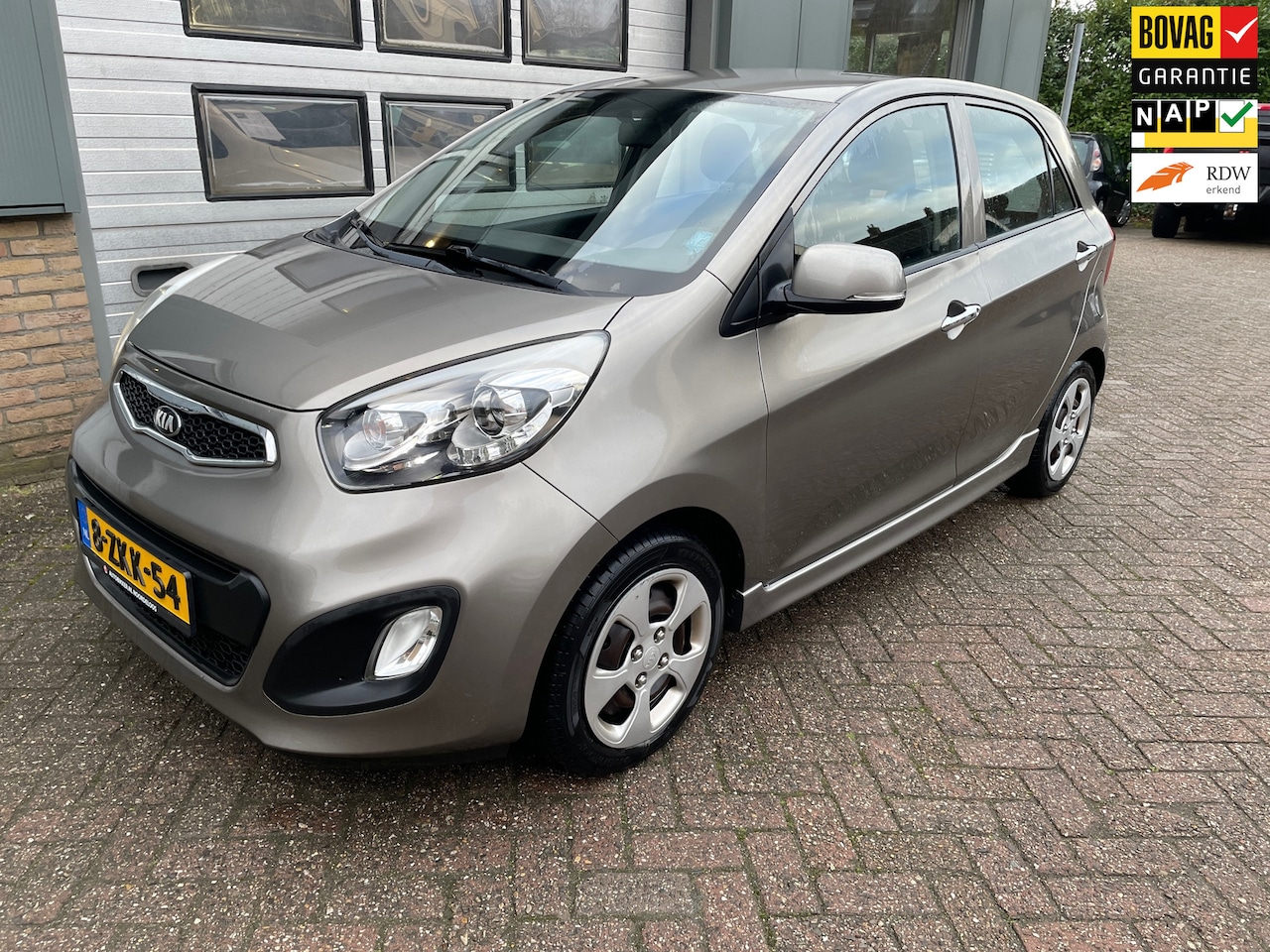 Kia Picanto - 1.2 CVVT ExecutiveLine Automaat - AutoWereld.nl