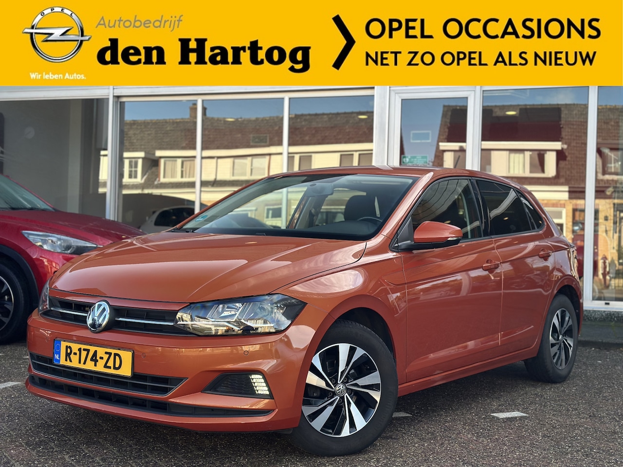 Volkswagen Polo - 1.0 TSI Highline 96PK 5-drs Airco/Parkeer sensoren. - AutoWereld.nl