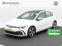 Volkswagen Golf - 1.4 eHybrid GTE 245PK | Full LED | Panorama Dak | Carplay | Climate Control | Parkeersenso