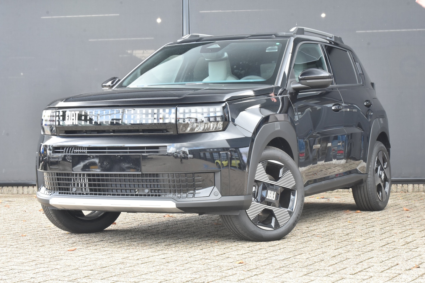 Fiat Grande Panda - La Prima, | Achteruitrijcamera met dynamische hulplijnen | Apple Carplay® / Android Auto™ - AutoWereld.nl