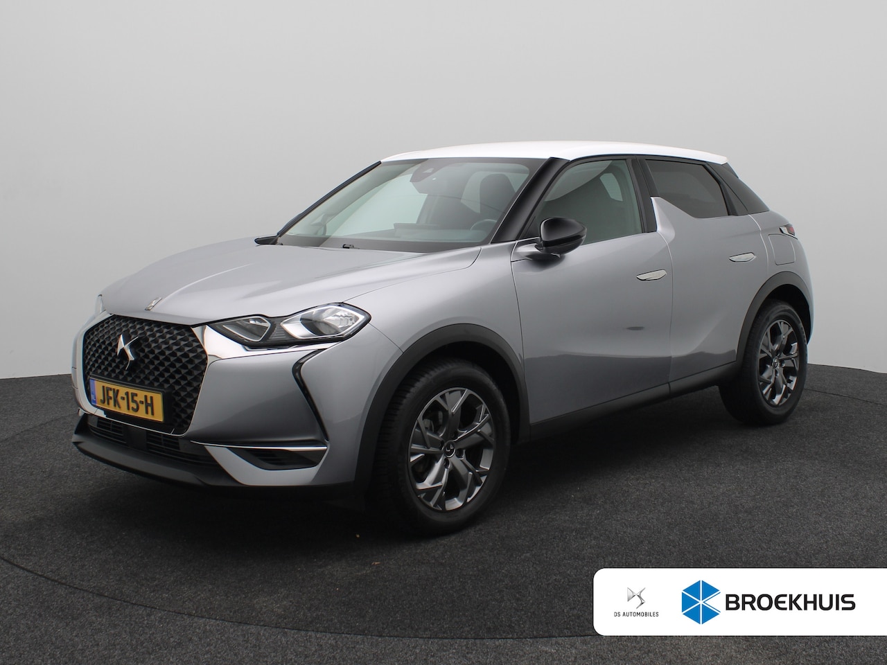 DS 3 Crossback - 1.2 PureTech Business | Achterbank in delen neerklapbaar | Afwijkende dakkleur | Bestuurde - AutoWereld.nl