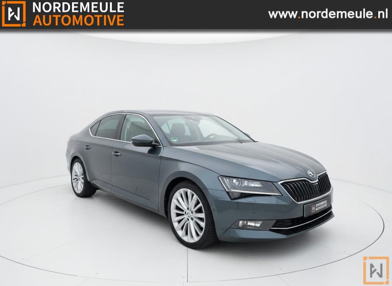 Skoda Superb - 1.8 TSI SPORTLINE BNS, Xenon, Pano, Navi - AutoWereld.nl
