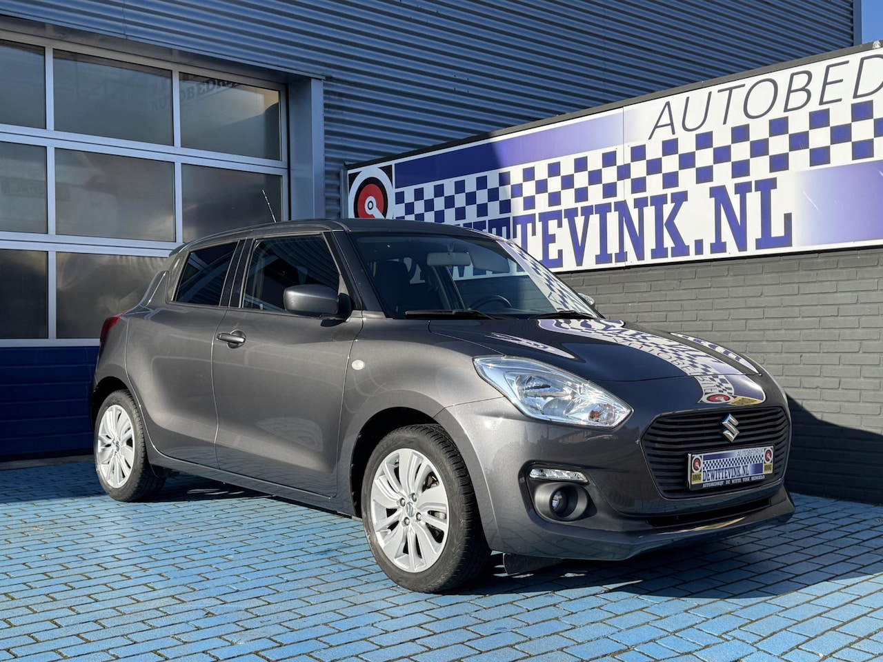 Suzuki Swift - 1.2 5DRS APPLE P-CAM STOELVERW. ALL SEASON - AutoWereld.nl