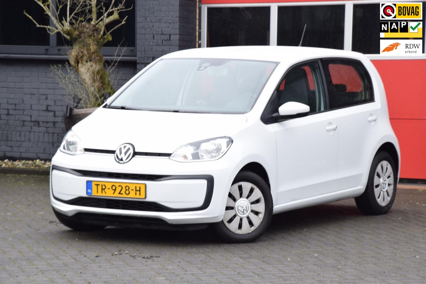 Volkswagen Up! - 1.0 BMT move up! 2018 5 Deurs Airco Navigatie 10X op voorraad - AutoWereld.nl