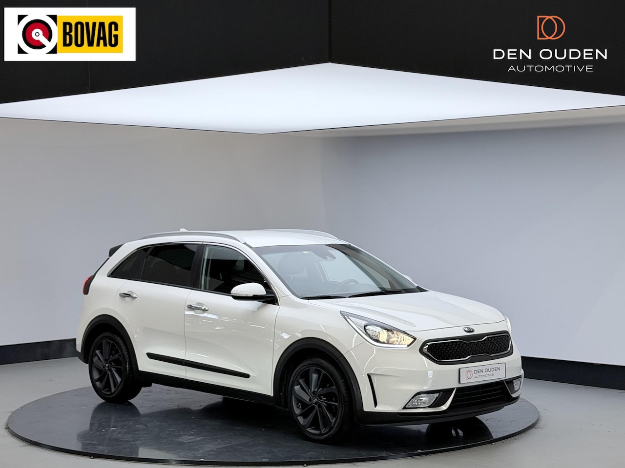 Kia Niro - 1.6 GDi Hybrid Design Edition | 18 " LM Velgen | Cam Achter | - AutoWereld.nl