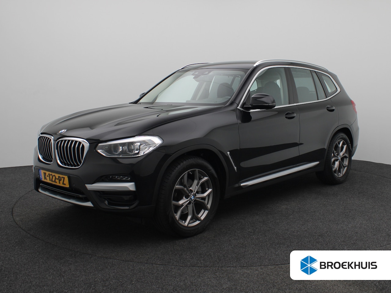 BMW X3 - xDrive20i High Executive | Achterbank in delen neerklapbaar | Airco (automatisch) | Apple - AutoWereld.nl