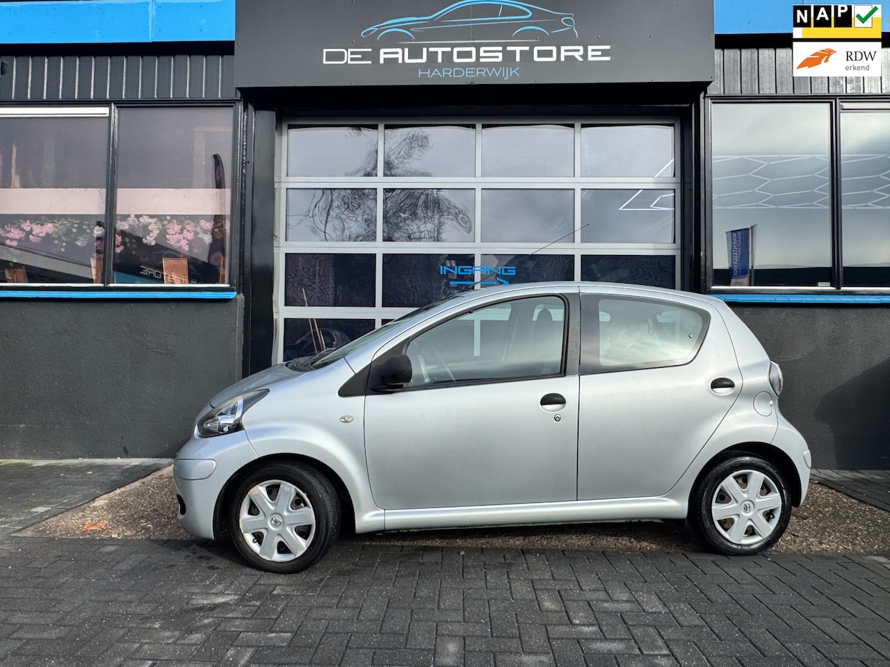Toyota Aygo - 1.0-12V Access Airco Zeer Nette Auto!!! - AutoWereld.nl