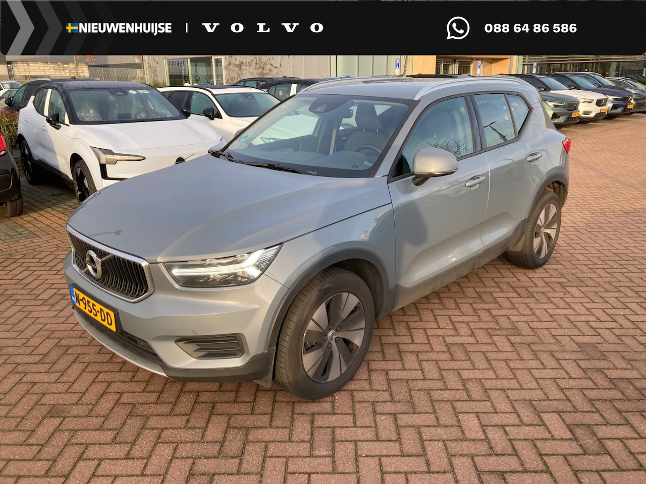 Volvo XC40 - 1.5 T2 Momentum Business | Cruise Control | Camera | Keyless | Climate | Parkeersensoren V - AutoWereld.nl