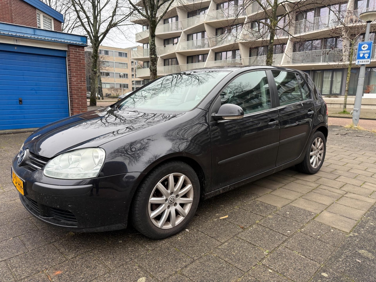 Volkswagen Golf - 1.6 FSI Turijn Airco Cruise APK 12-2026 - AutoWereld.nl