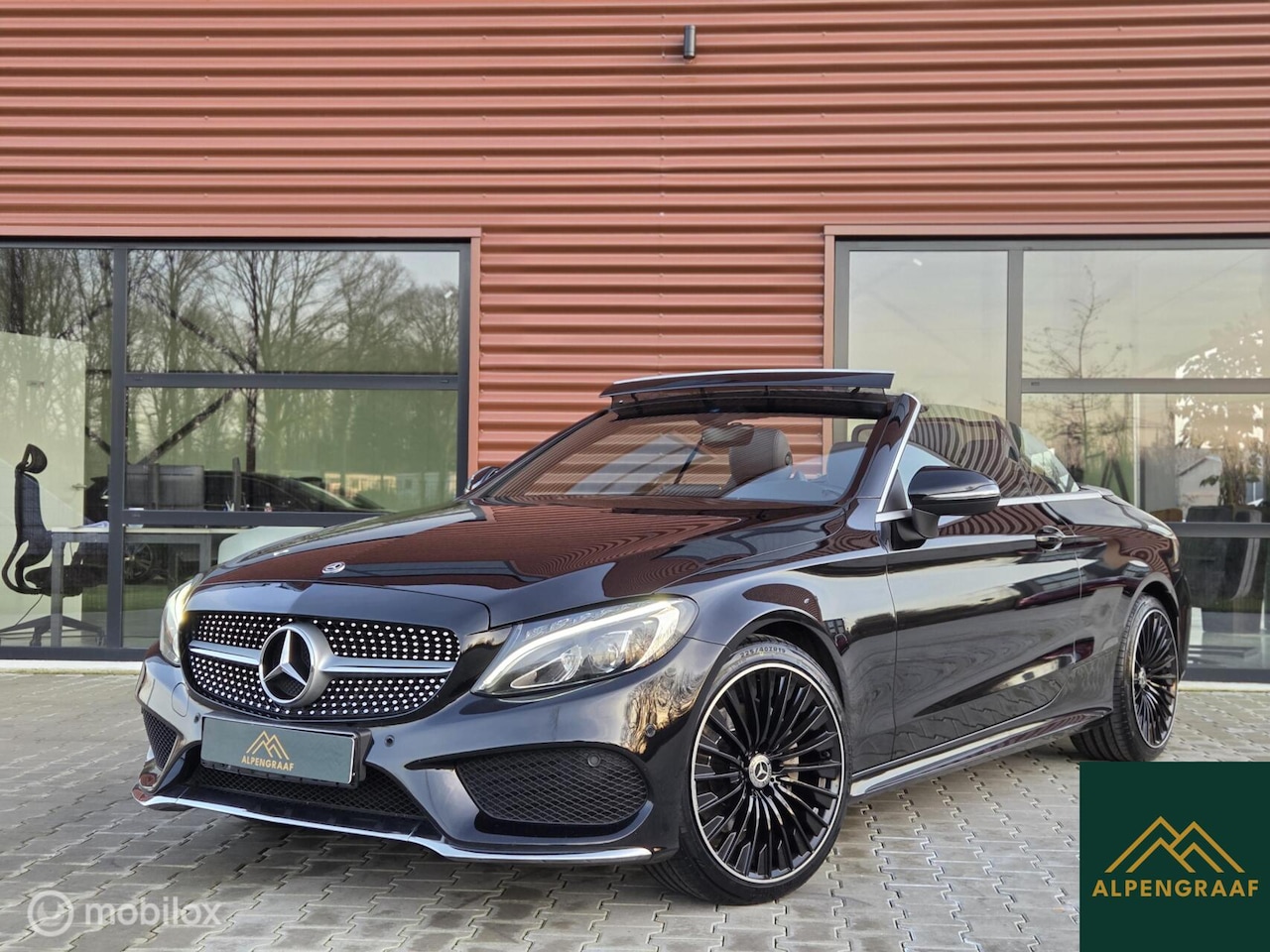 Mercedes-Benz C-klasse Cabrio - 180 AMG Line 9G-TRONIC Airscarf|Windscherm|Navigatie|LED|Dealeronderhouden| 19" nieuwe vel - AutoWereld.nl