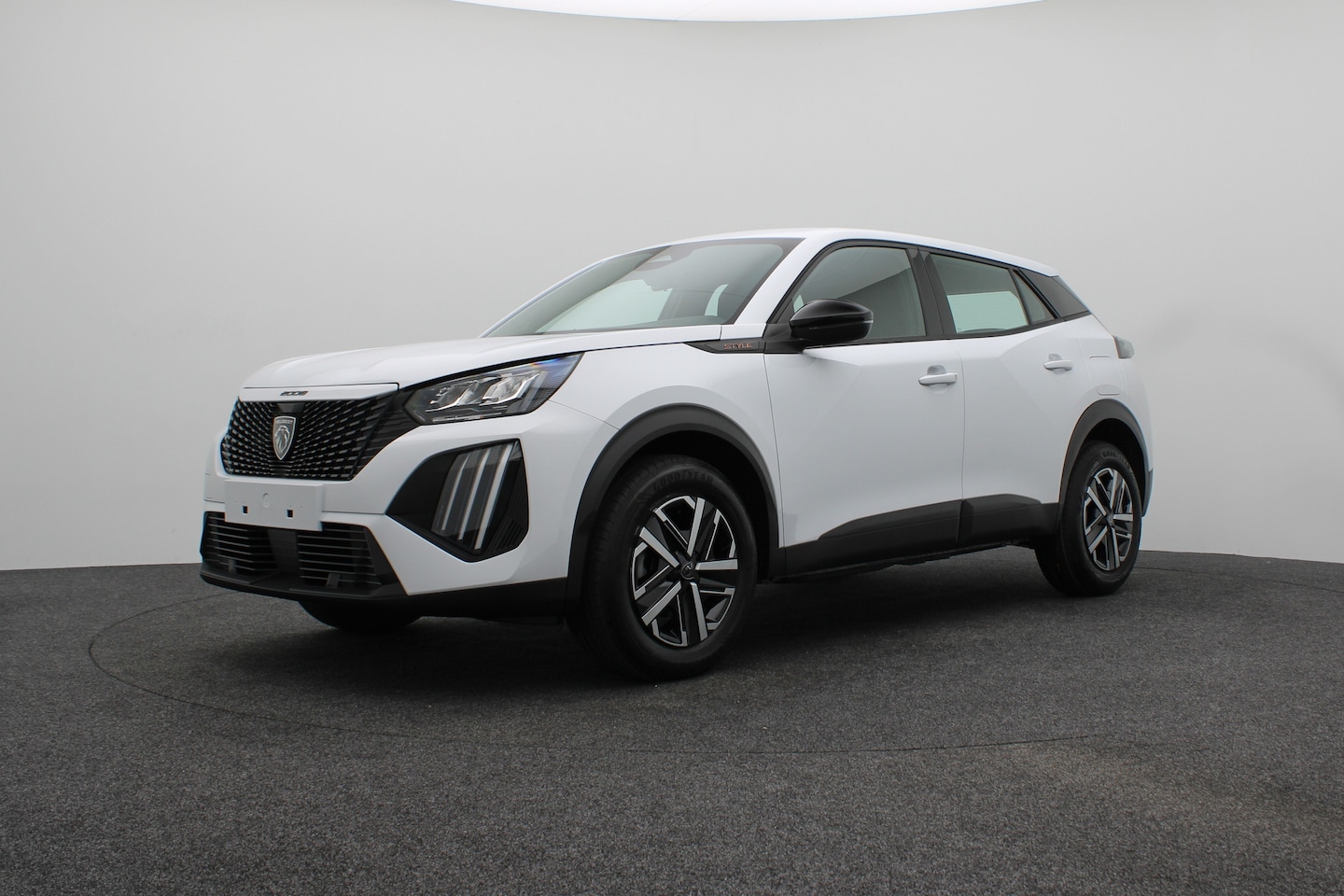 Peugeot 2008 - € 4.275,- Voorraad Voordeel | 1.2 PureTech 100 Style | Apple Carplay/Android Auto|telefoon - AutoWereld.nl