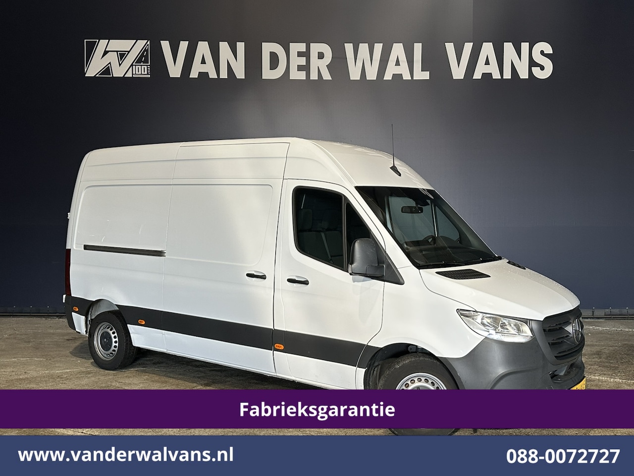 Mercedes-Benz Sprinter - 211CDI L2H2 Fabrieksgarantie Euro6 Airco | Trekhaak | Camera Bijrijdersbank - AutoWereld.nl