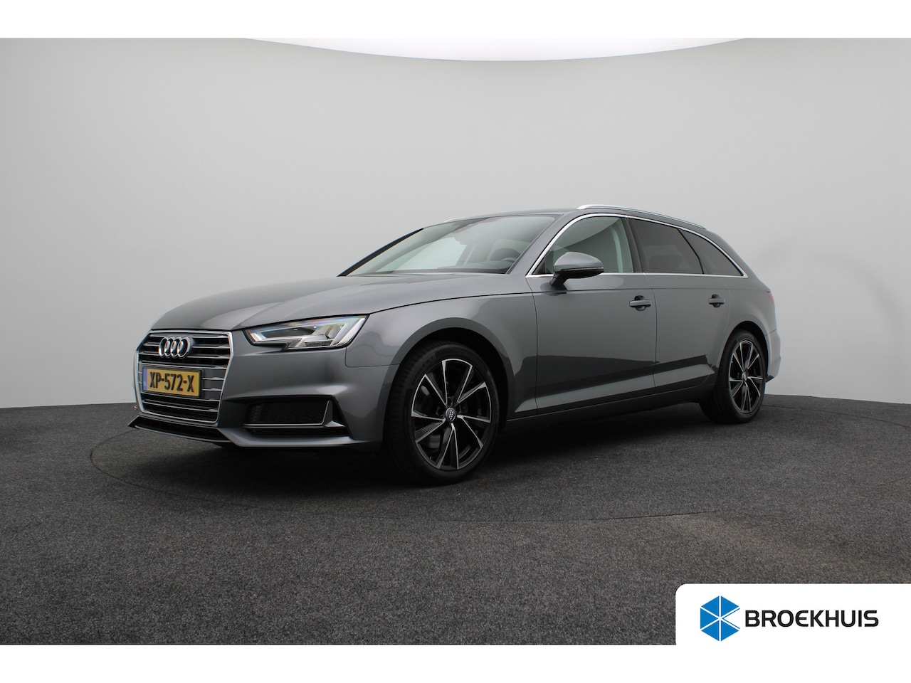 Audi A4 Avant - 35 TFSI Sport Lease Edition | 18 inch LM | Achterbank in delen neerklapbaar | Airco separa - AutoWereld.nl